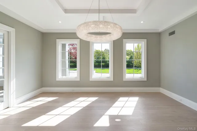 a view of empty room with window