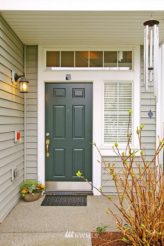 201 South 50th Street, Unit B Renton, WA 98055 - Photo 2 of 15