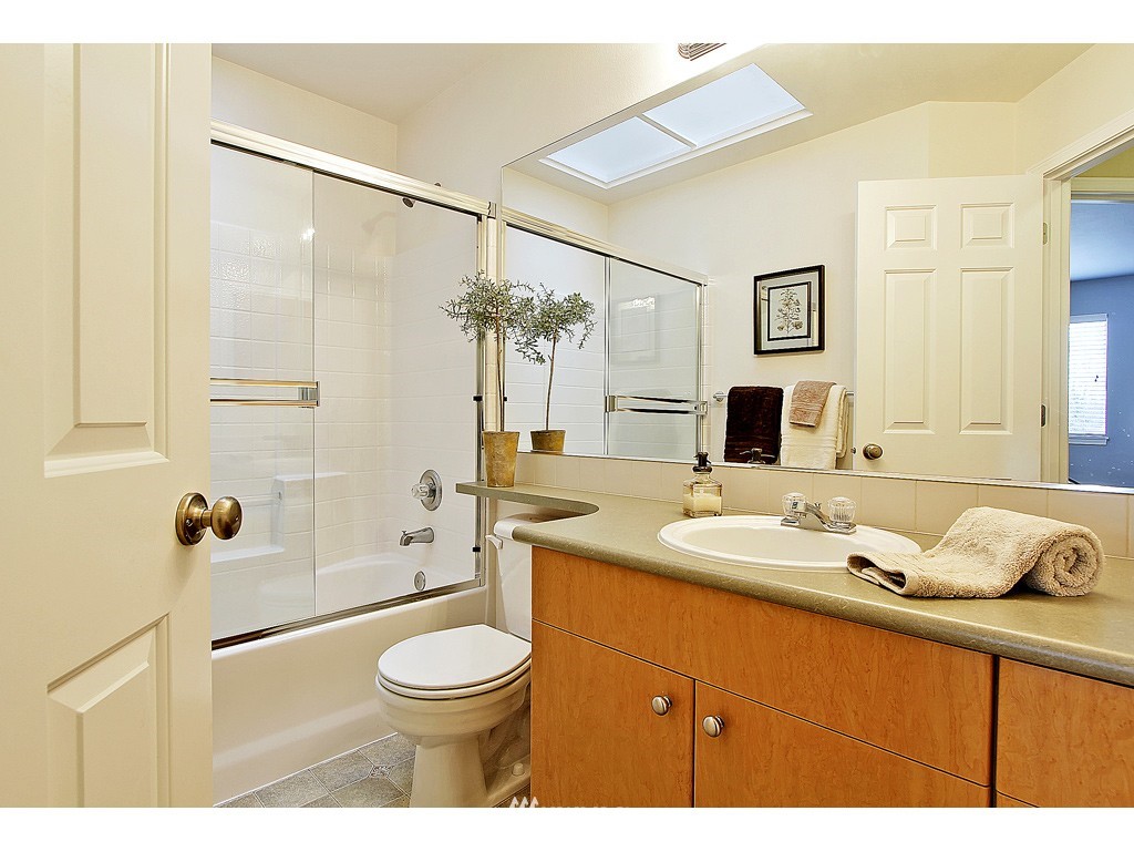 201 South 50th Street, Unit B Renton, WA 98055 - Photo 14 of 15