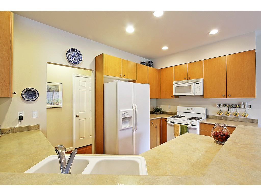 201 South 50th Street, Unit B Renton, WA 98055 - Photo 7 of 15