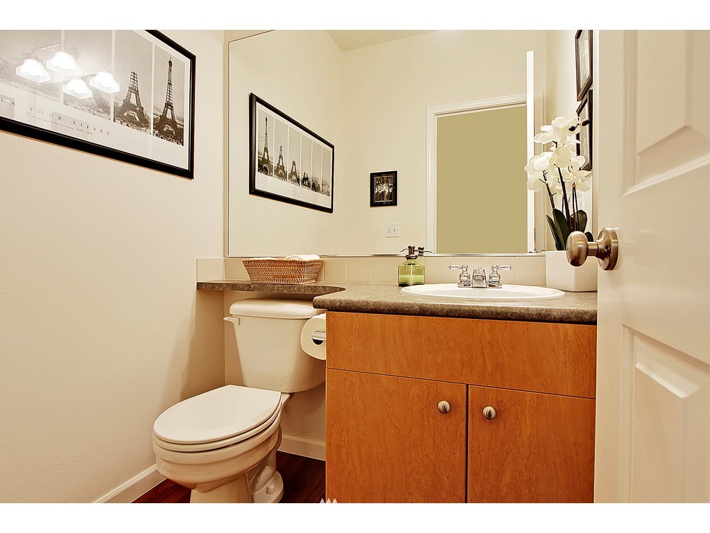 201 South 50th Street, Unit B Renton, WA 98055 - Photo 8 of 15