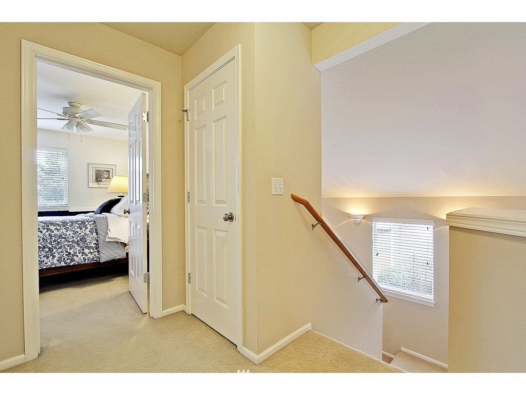 201 South 50th Street, Unit B Renton, WA 98055 - Photo 9 of 15
