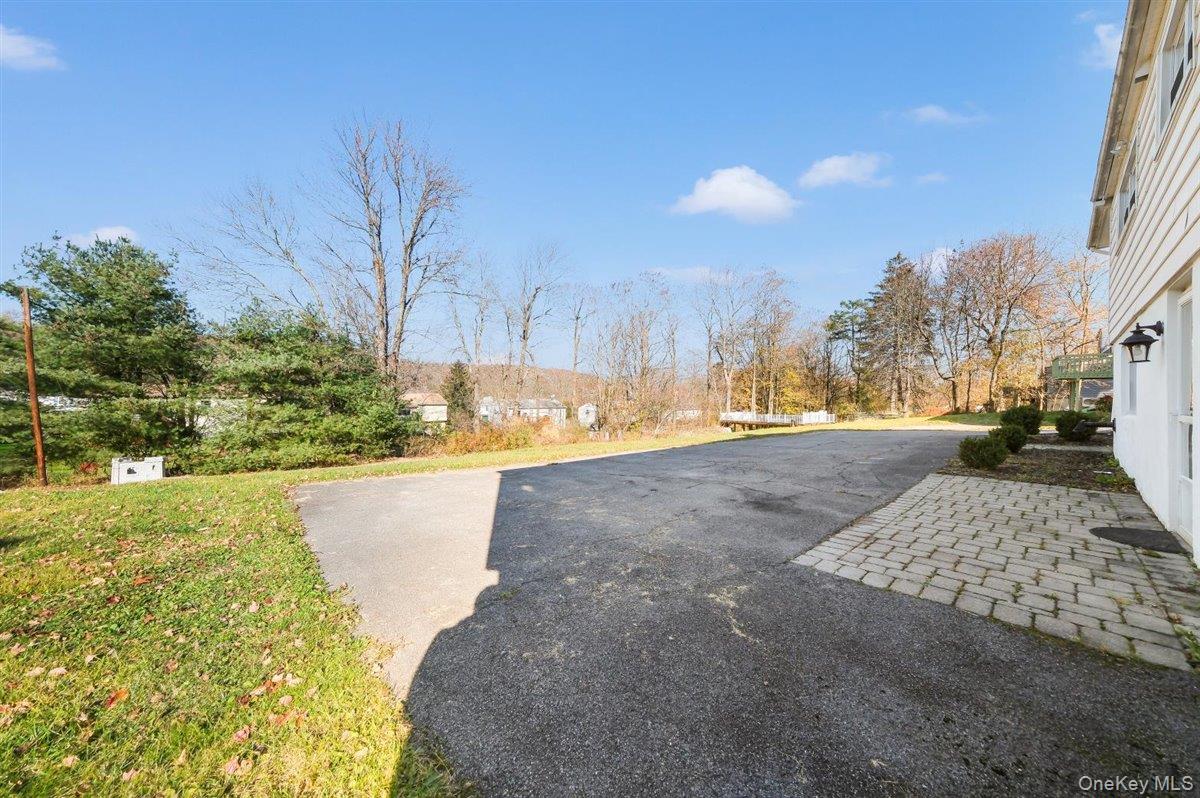 22 Quaker Hill Road Monroe, NY 10950 - Photo 32 of 36