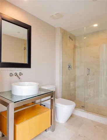 $7,000 | 6000 Indian Creek Drive, Unit 11A, Miami Beach, FL 33140