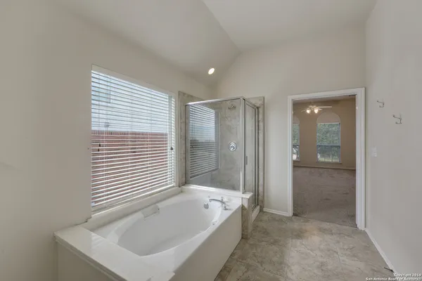 $2,600 | 24622 Arrow Canyon, San Antonio, TX 78258