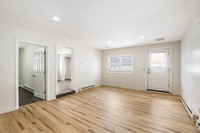 $1,400 | 7 Cross Street, Unit 1, Whitefield, NH 03598