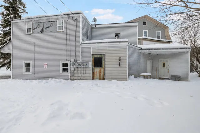$1,400 | 7 Cross Street, Unit 1, Whitefield, NH 03598