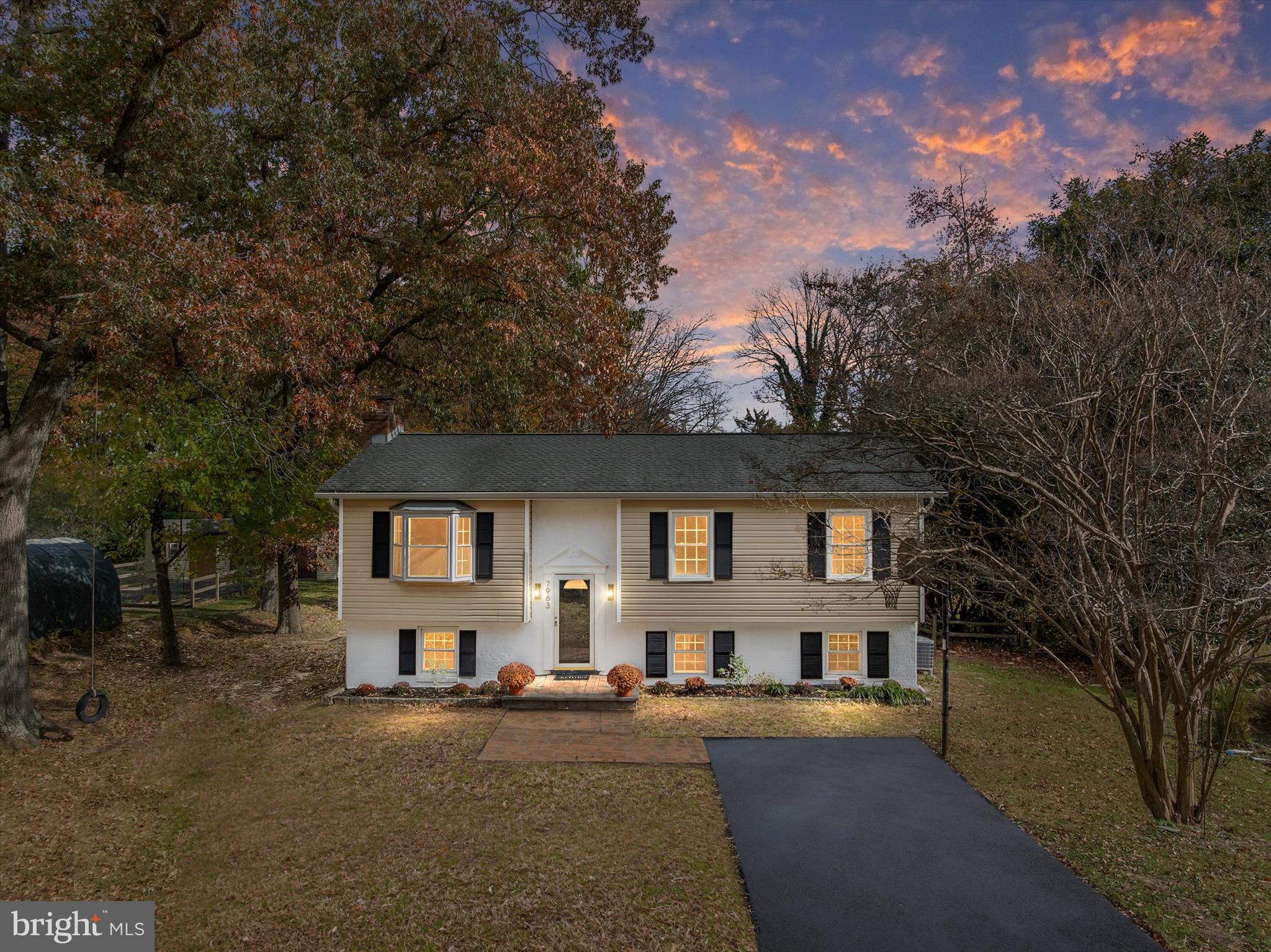 7963 Oak Road Pasadena, MD 21122 - Photo 53 of 53 front view of house with a street