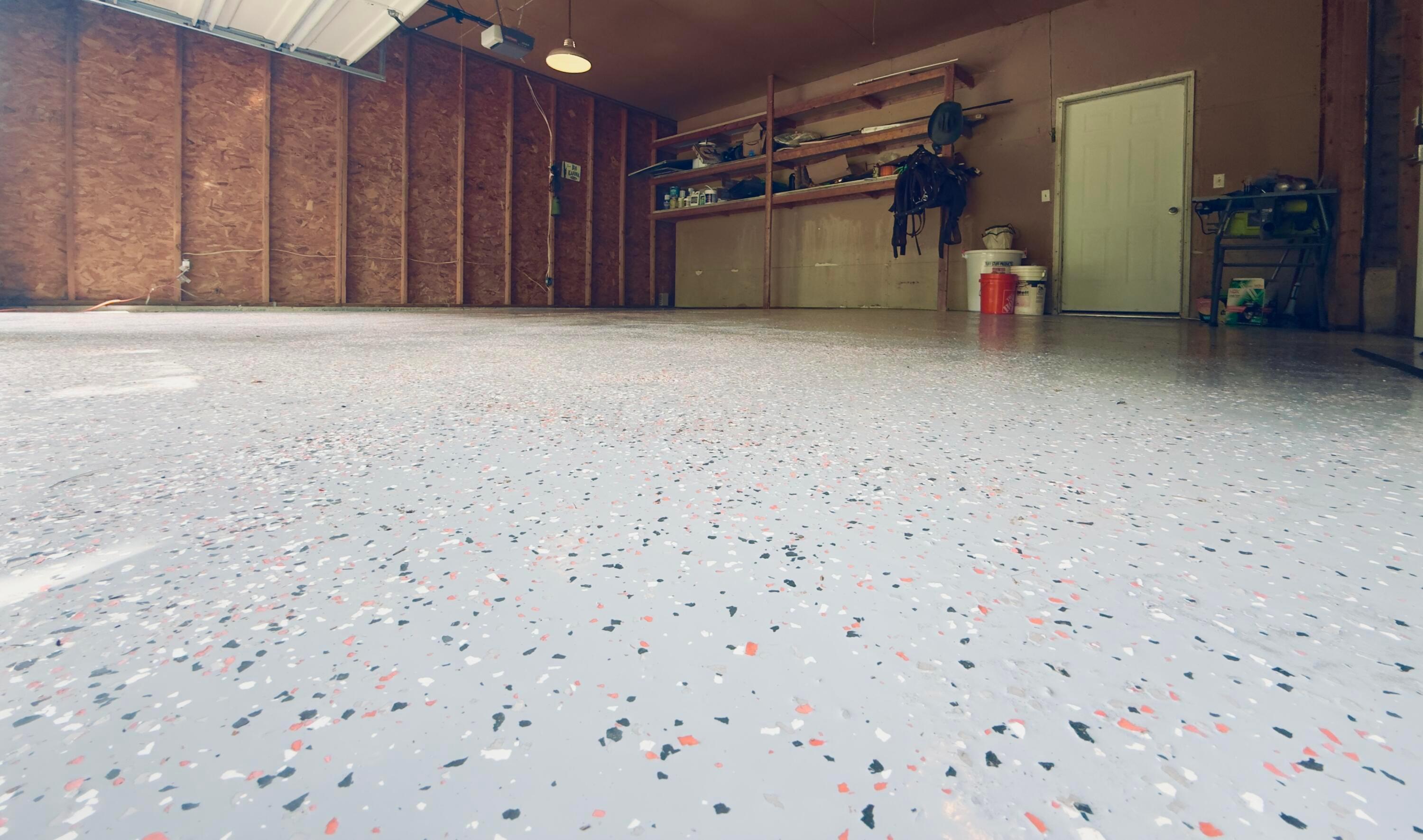 9962 Weaver Road Utica, OH 43080 - Photo 32 of 49 Garage floor