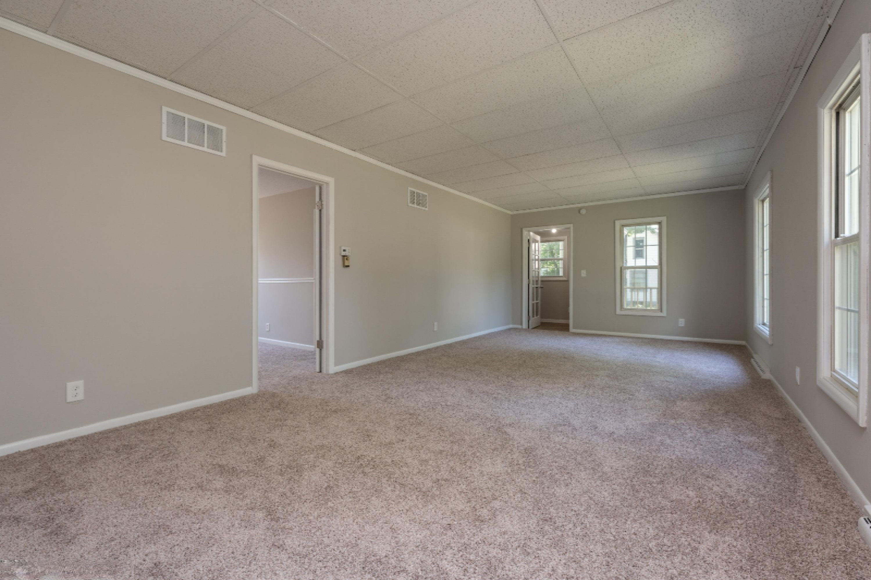 1112 5th Street Three Rivers, MI 49093 - Photo 4 of 25 04_11125THST_2004_HiRes