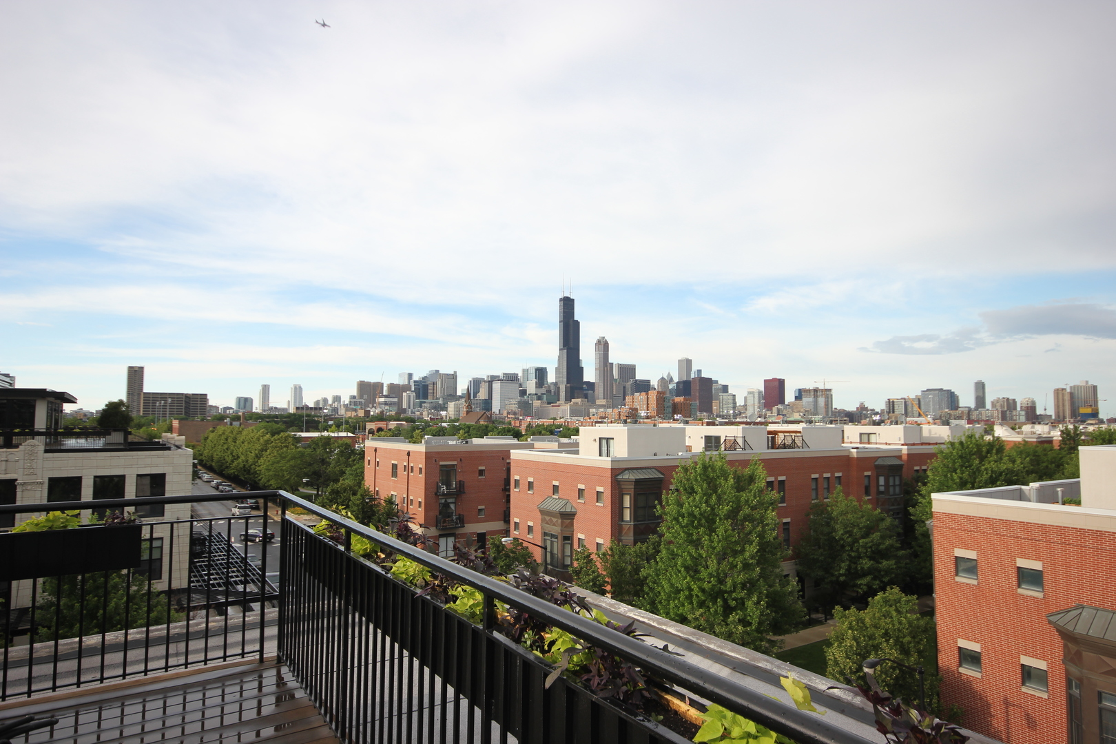 1001 West 15th Street, Unit 335 Chicago, IL 60608 - Photo 11 of 14