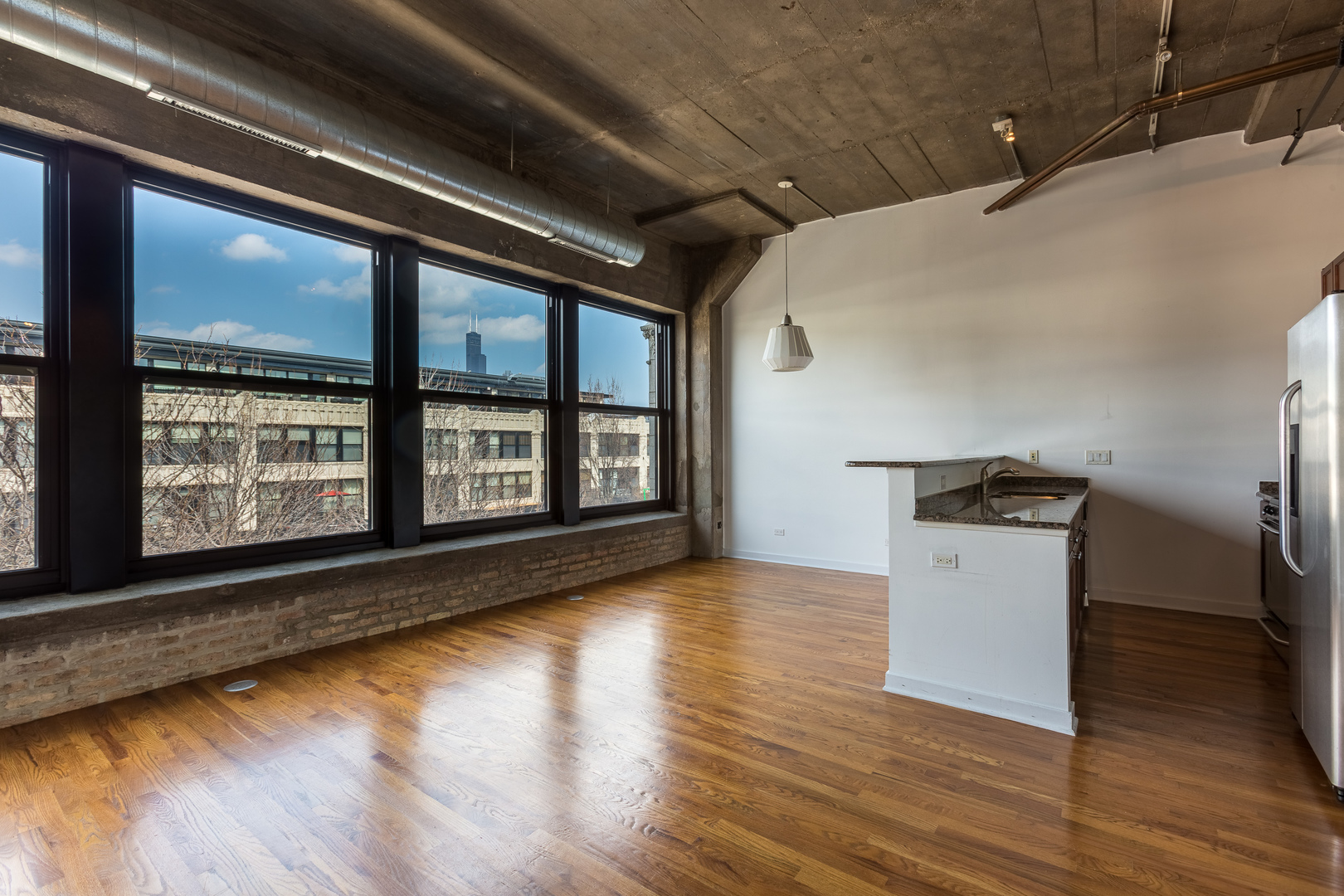 1001 West 15th Street, Unit 335 Chicago, IL 60608 - Photo 5 of 14