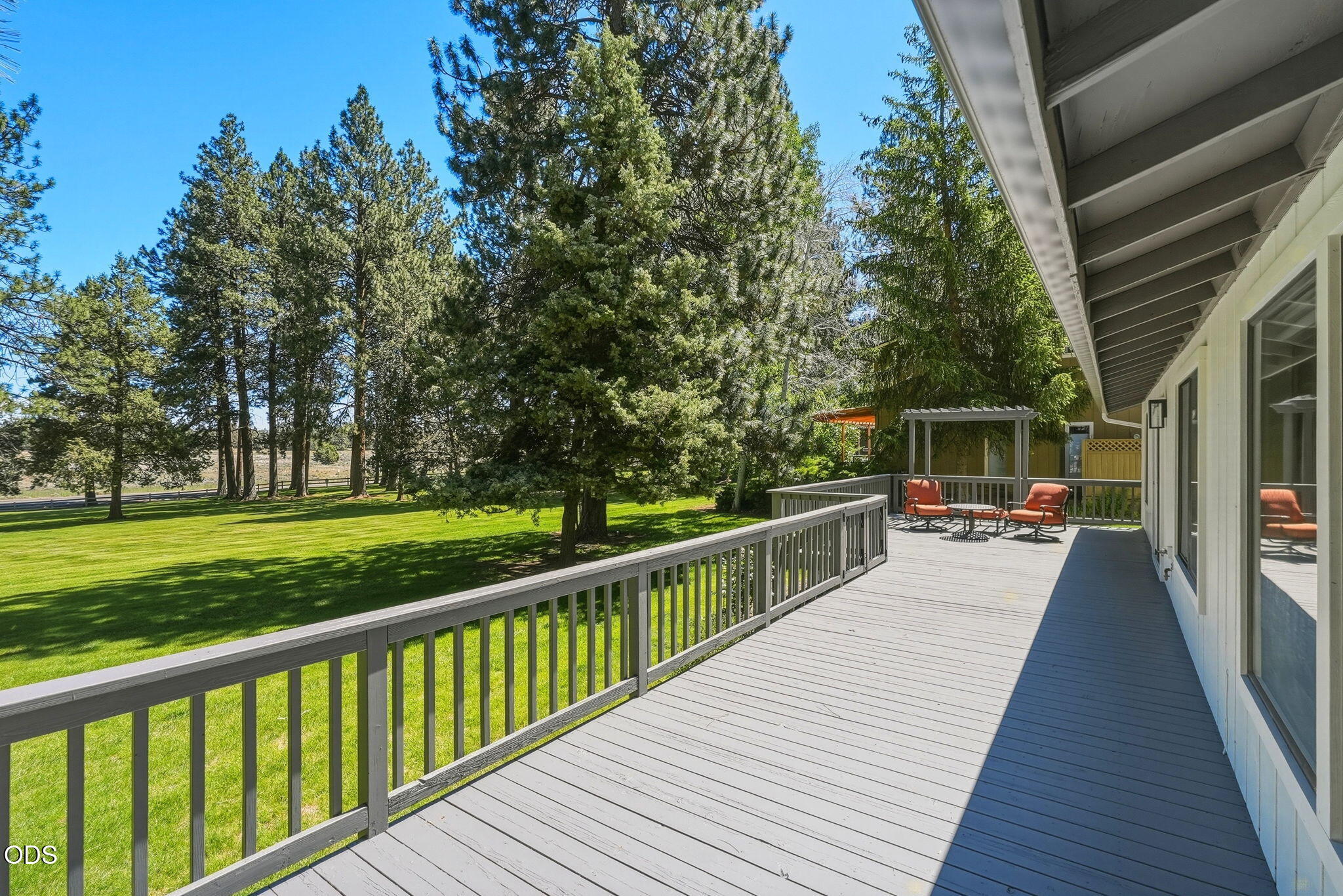 20422 Bullblock Road Bend, OR 97702 - Photo 34 of 45