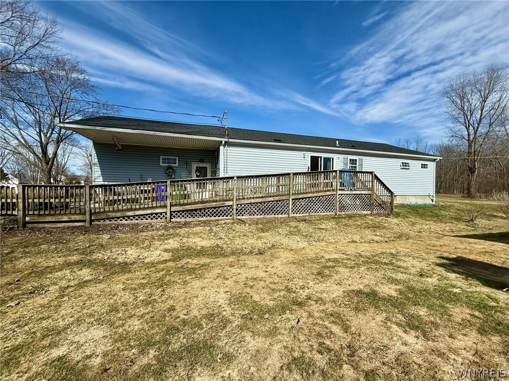 6969 Nash Road Wheatfield, NY 14120 - Photo 2 of 25