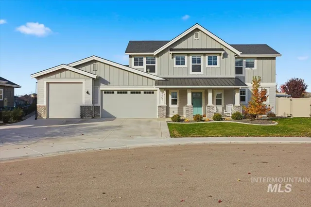 $679,900 | 2251 North Garnet Creek Avenue, Star, ID 83669