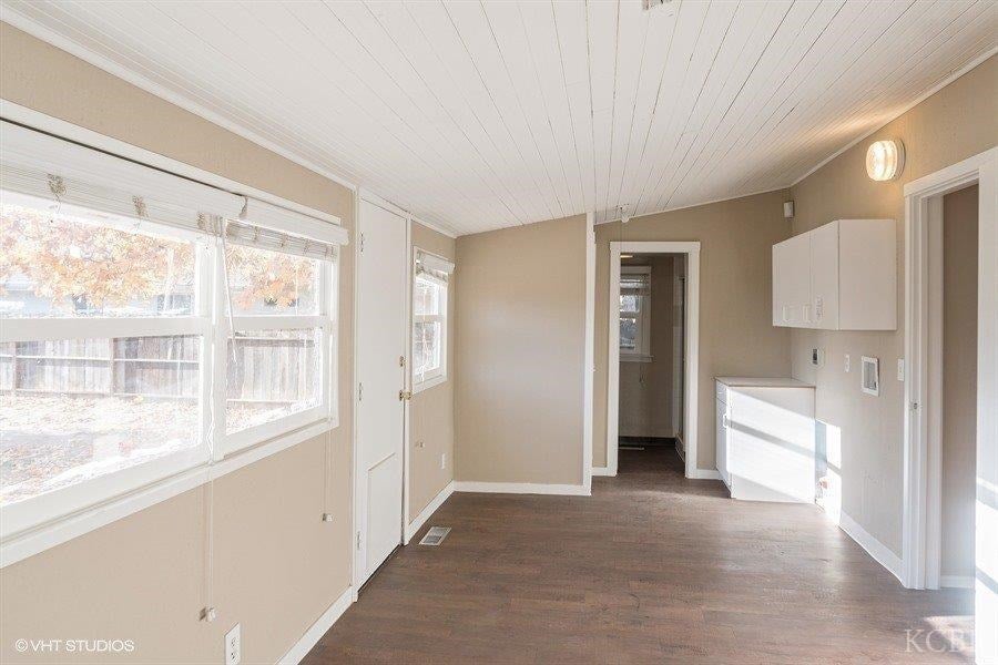 743 F Street Reedley, CA 93654 - Photo 4 of 10 Gallery Image 4
