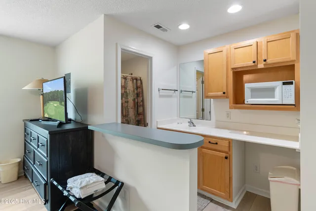 $2,400 | 3350 Club Villas Drive, Unit 1003, Southport, NC 28461