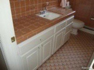 165 Montmorency Road Rochester, MI 48307 - Photo 12 of 14 bath