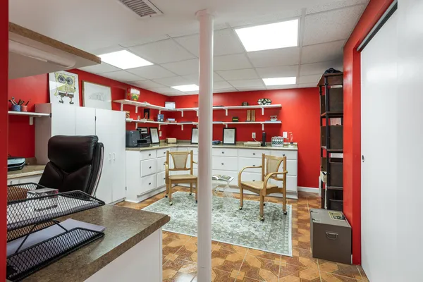 $334,900 | 5335 Sutton Place South, Greenfield, WI 53221