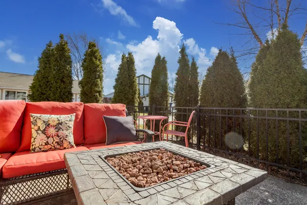 $334,900 | 5335 Sutton Place South, Greenfield, WI 53221