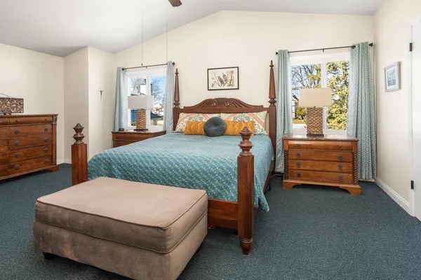 $334,900 | 5335 Sutton Place South, Greenfield, WI 53221