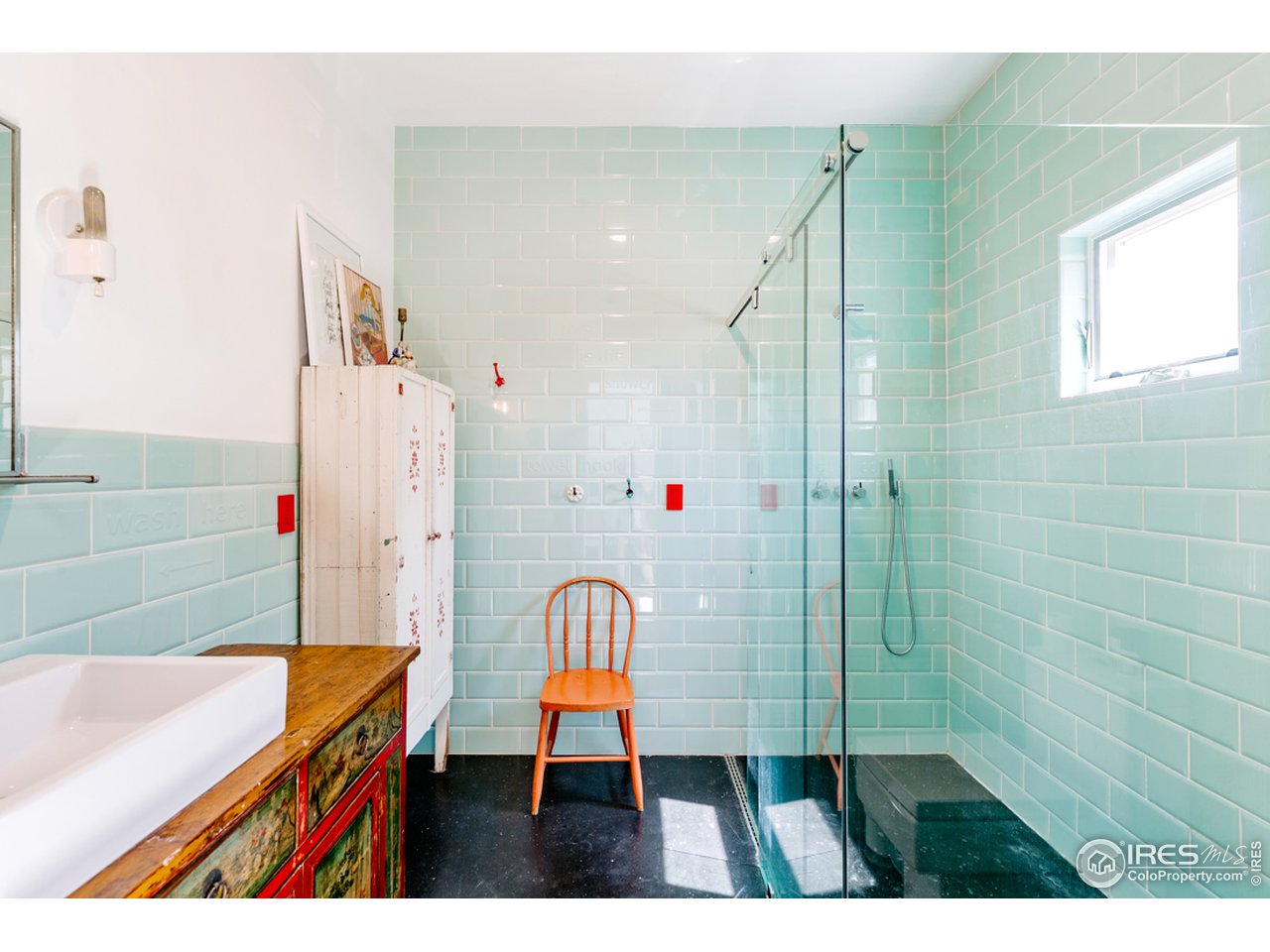 505 College Avenue Boulder, CO 80302 - Photo 20 of 40 Main Floor Bathroom