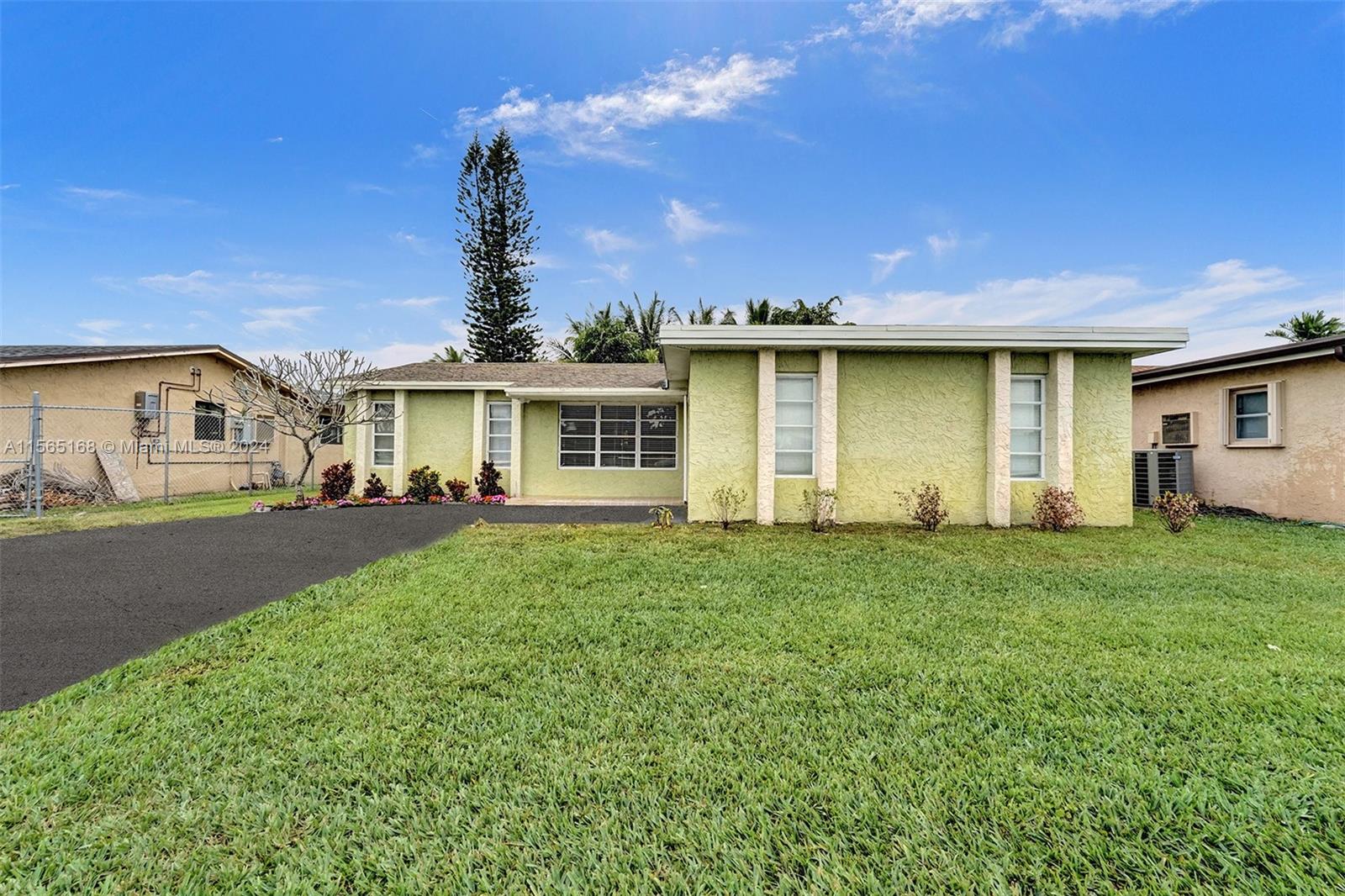 11351 Northwest 29th Mnr