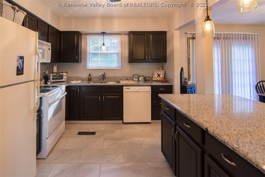 33 Eagle Road Kenna, WV 25248 - Photo 10 of 29 Gallery Image 10