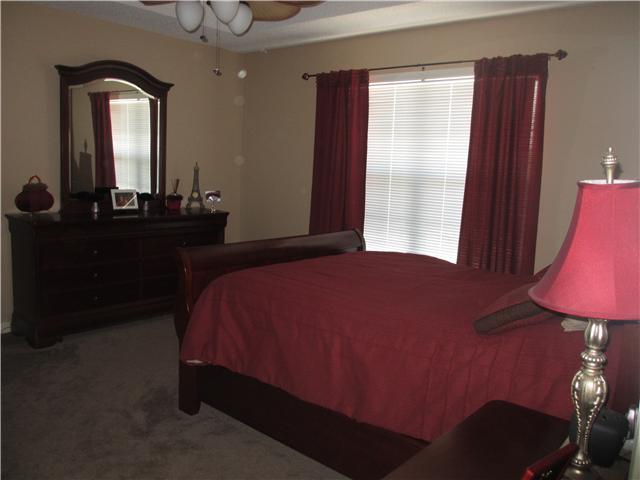 1012 McClure Road Clarksville, TN 37040 - Photo 14 of 20 Gallery Image 14