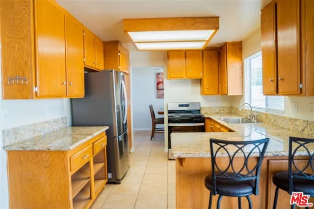 $535,000 | 37411 Sheffield Drive, Palmdale, CA 93550