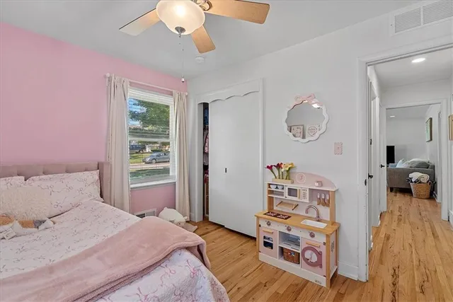 $350,000 | 7611 Walmer Street, Prairie Village, KS 66204