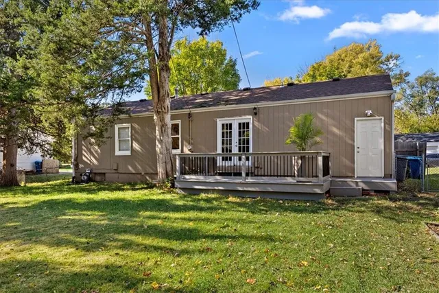 $350,000 | 7611 Walmer Street, Prairie Village, KS 66204