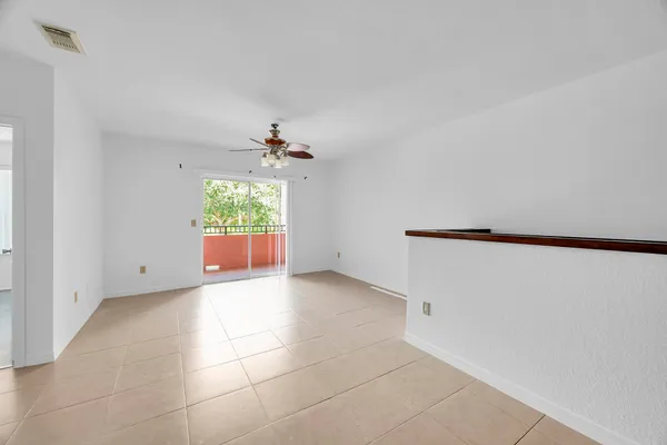 $1,500 | 106 Southwest Peacock Boulevard, Unit 206, Port St. Lucie, FL 34986