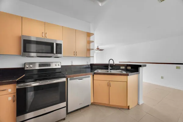 $1,500 | 106 Southwest Peacock Boulevard, Unit 206, Port St. Lucie, FL 34986