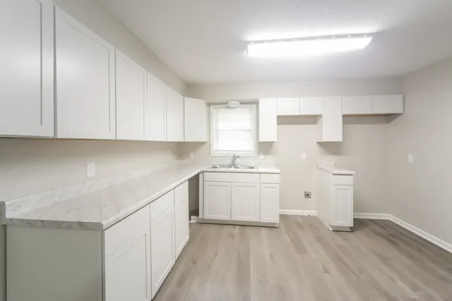 $1,315 | 4547 Almo Avenue, Memphis, TN 38118