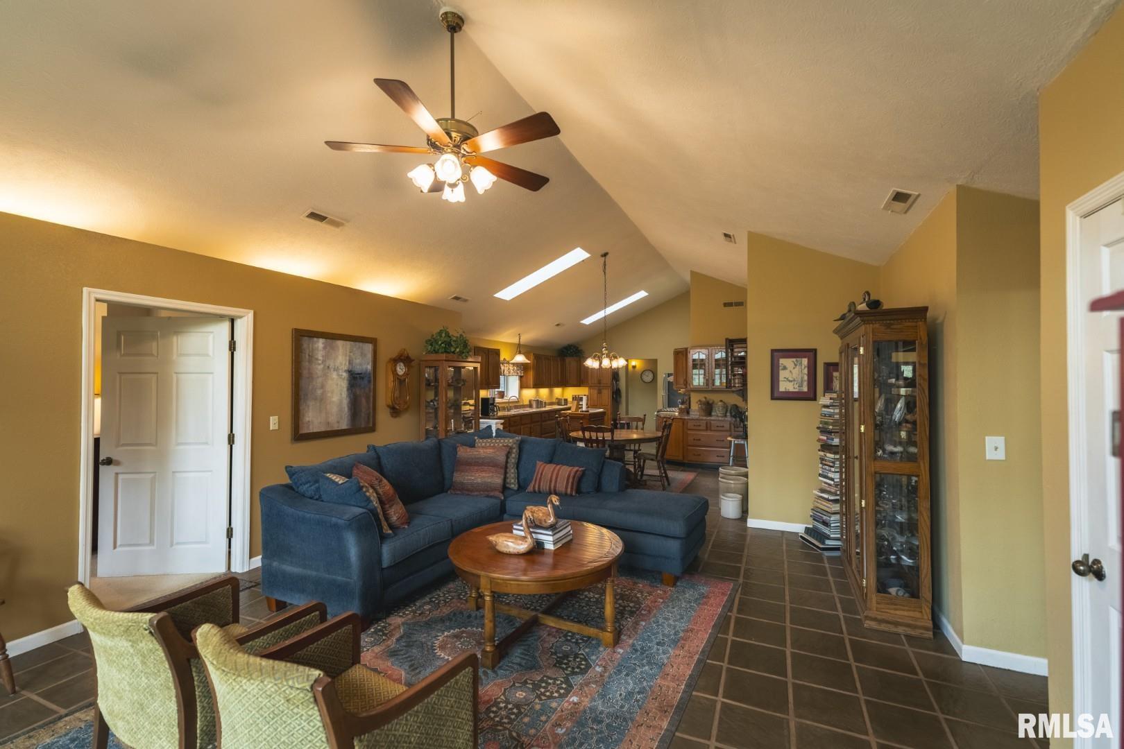 17157 Liberty Road Grafton, IL 62037 - Photo 13 of 50