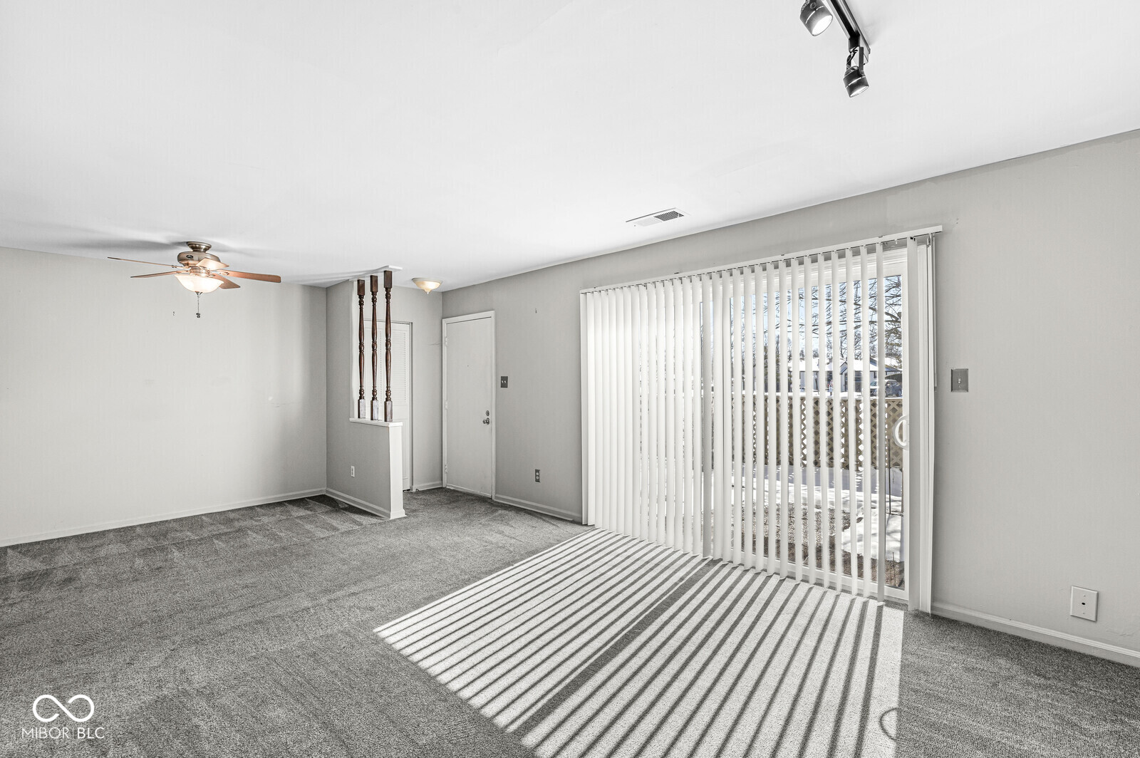 3986 Braddock Road Indianapolis, IN 46268 - Photo 9 of 24 Gallery Image 9