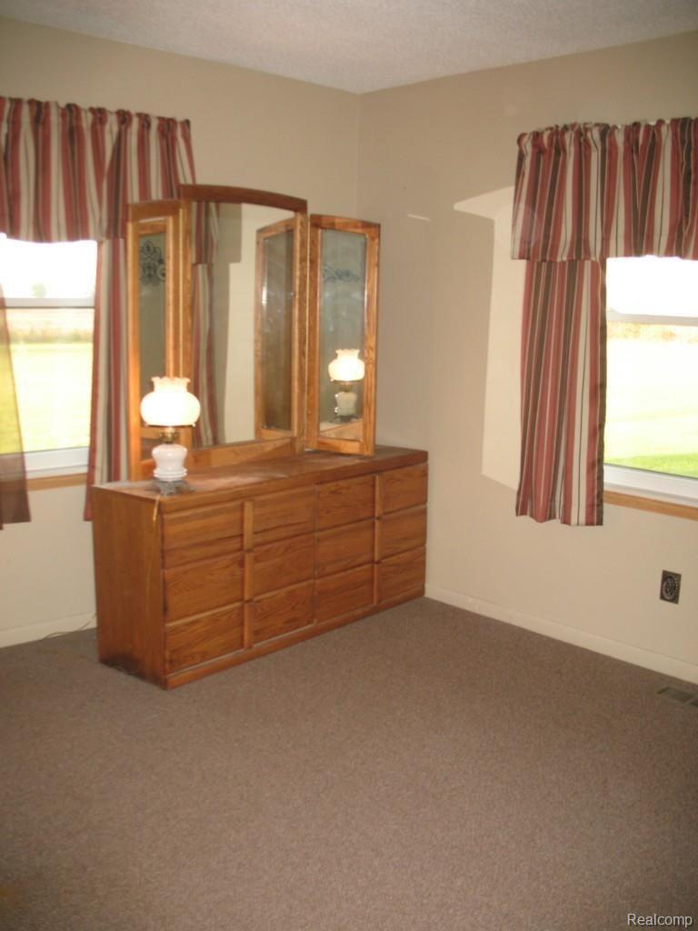 5330 Williams Road Newport, MI 48166 - Photo 26 of 44 5330 Williams Street 035.jpg