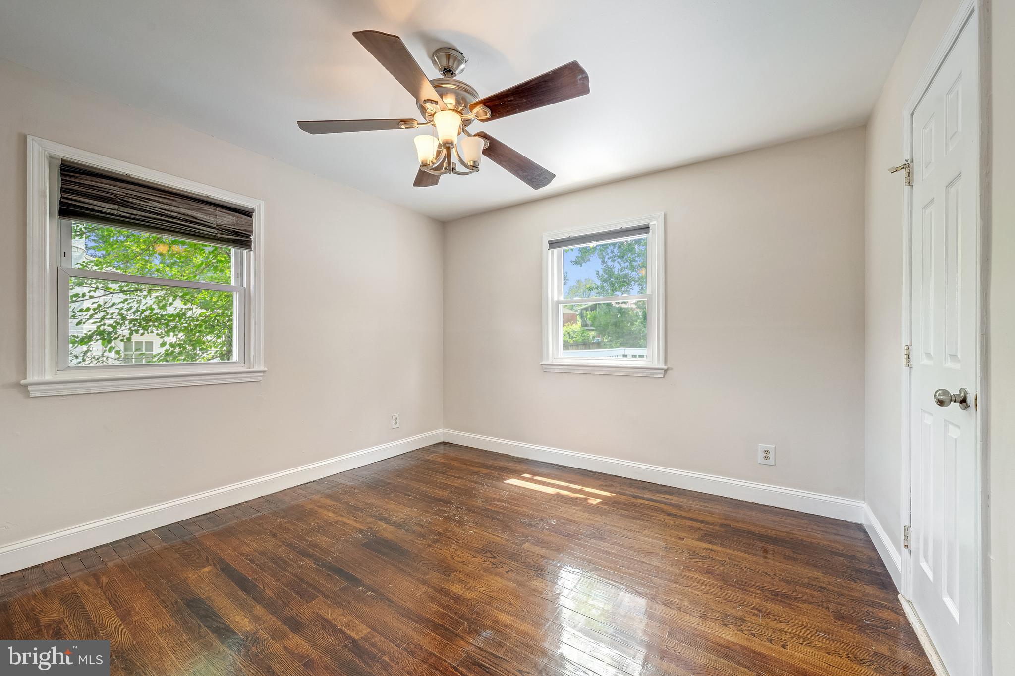 4144 Addison Road Fairfax, VA 22030 - Photo 13 of 29