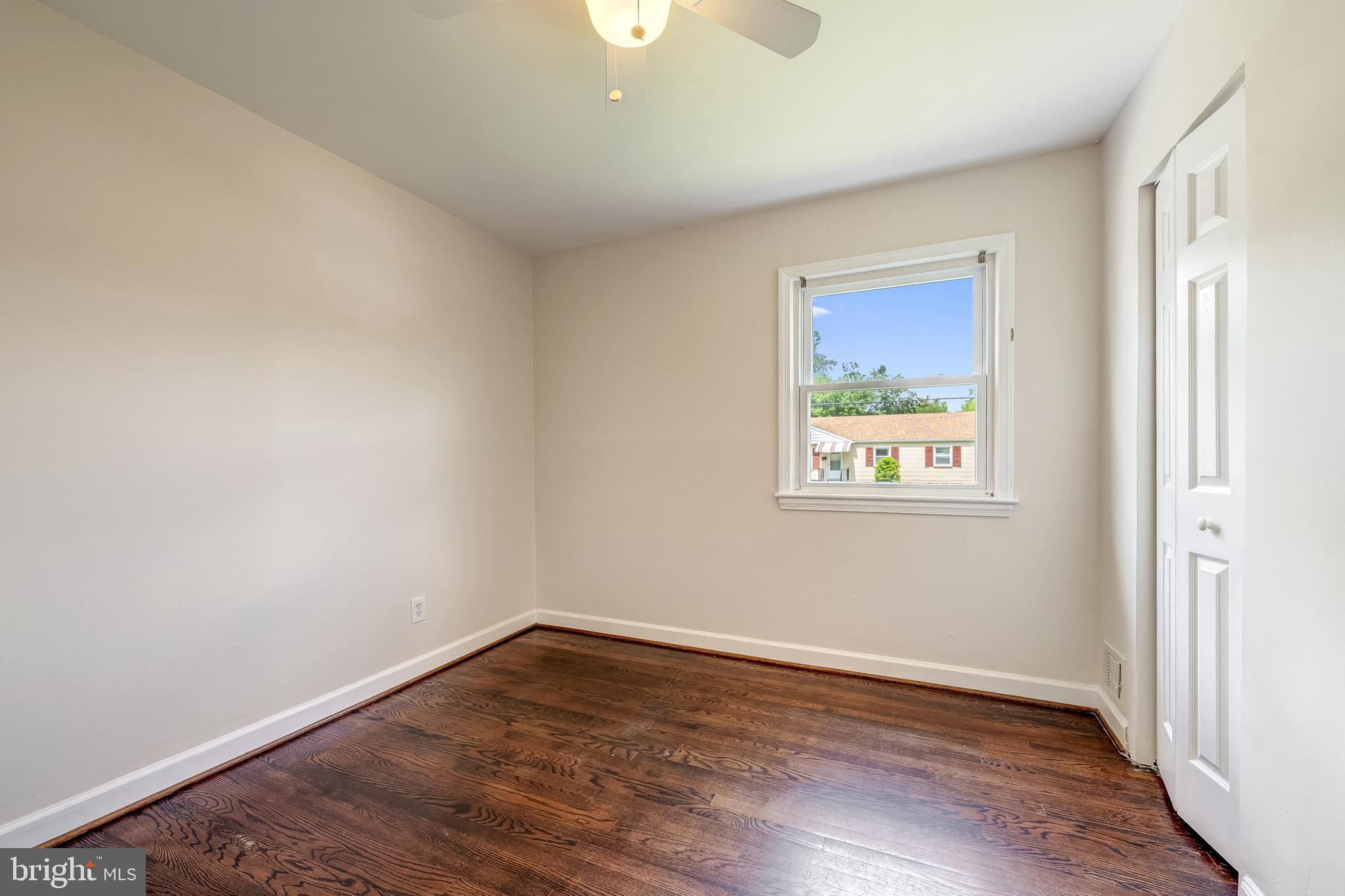 4144 Addison Road Fairfax, VA 22030 - Photo 16 of 29