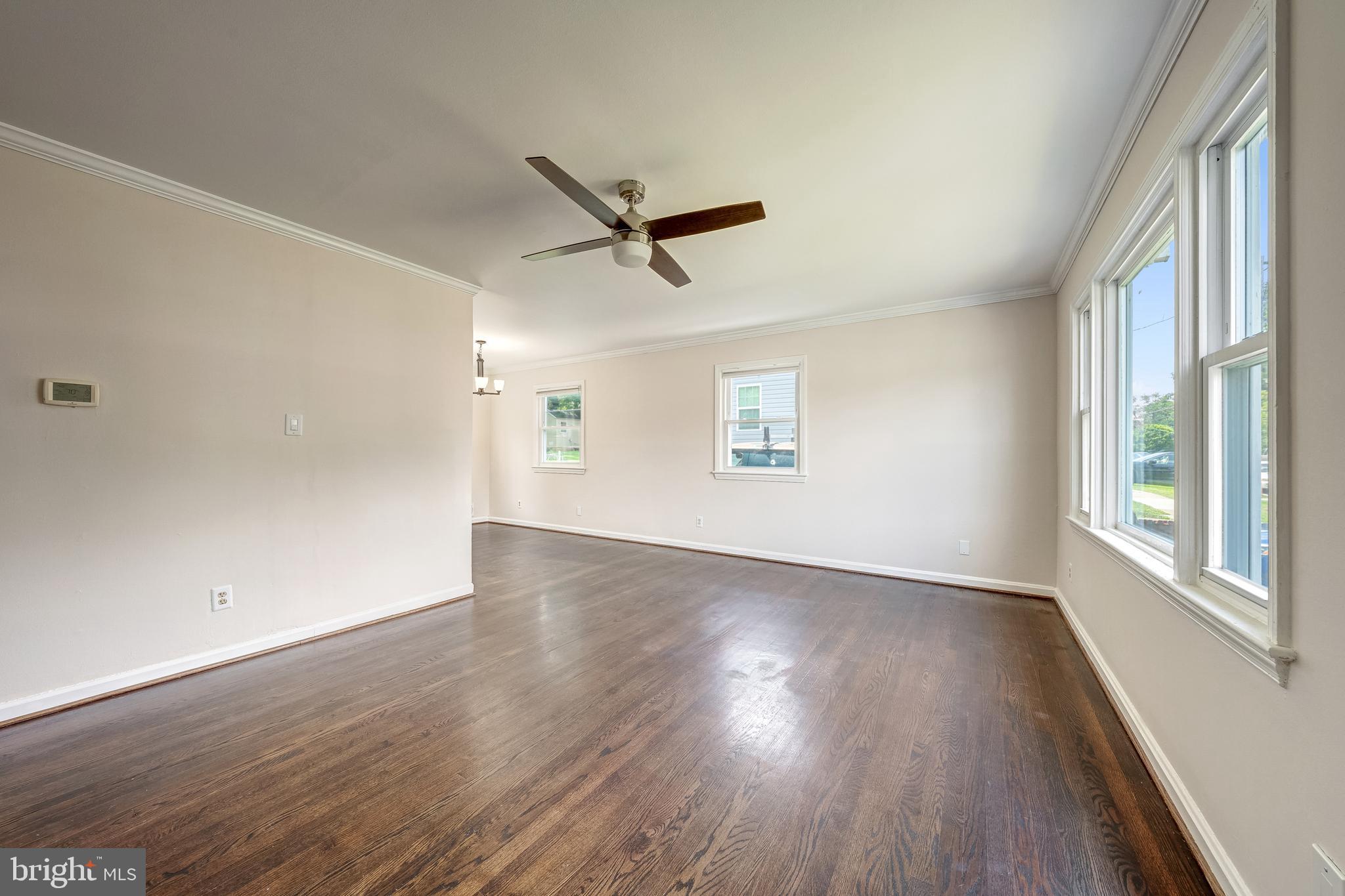 4144 Addison Road Fairfax, VA 22030 - Photo 6 of 29