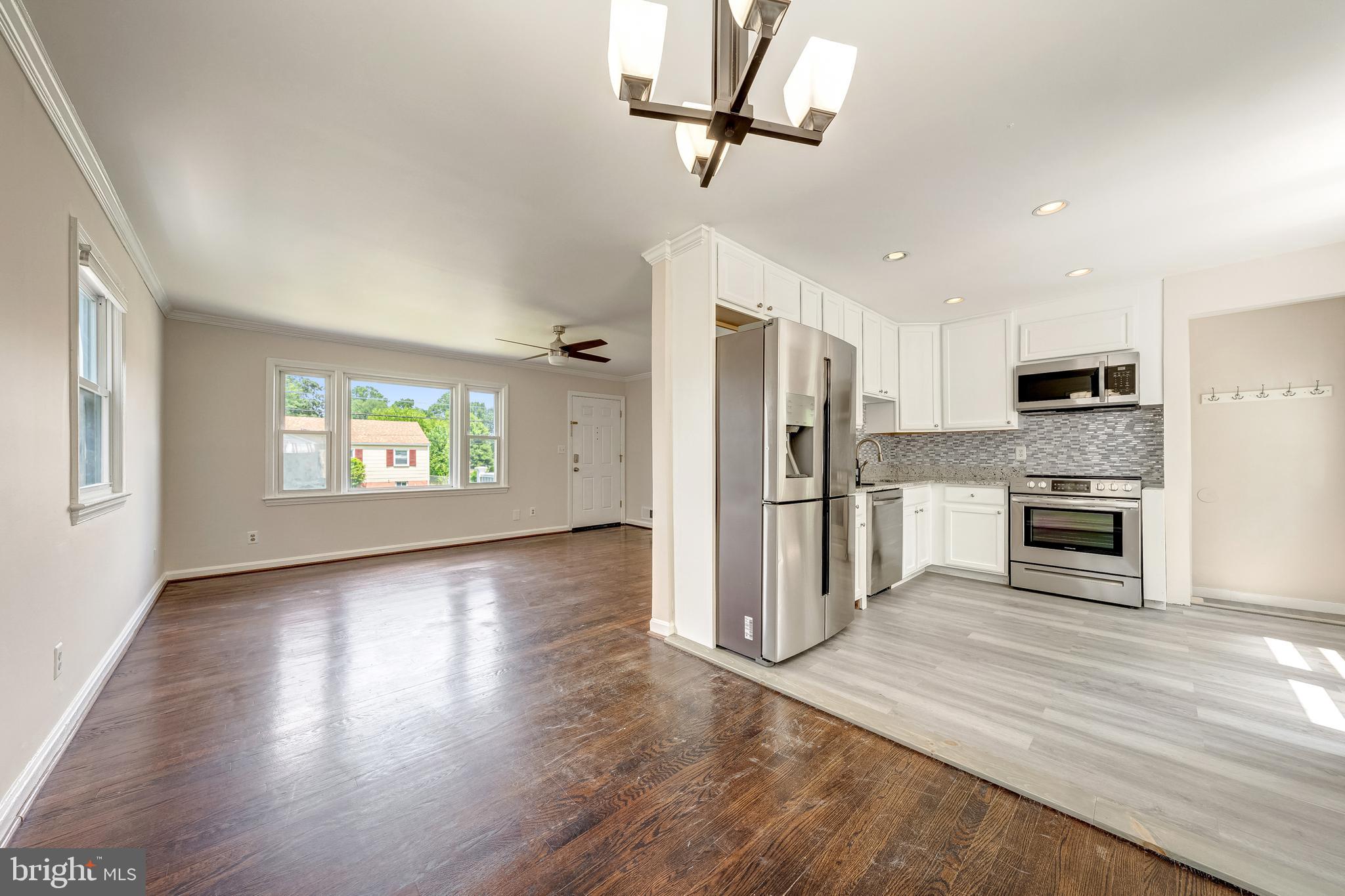 4144 Addison Road Fairfax, VA 22030 - Photo 8 of 29