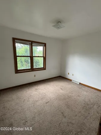 $1,550 | 460 Washington Avenue, Unit 4, Albany, NY 12203