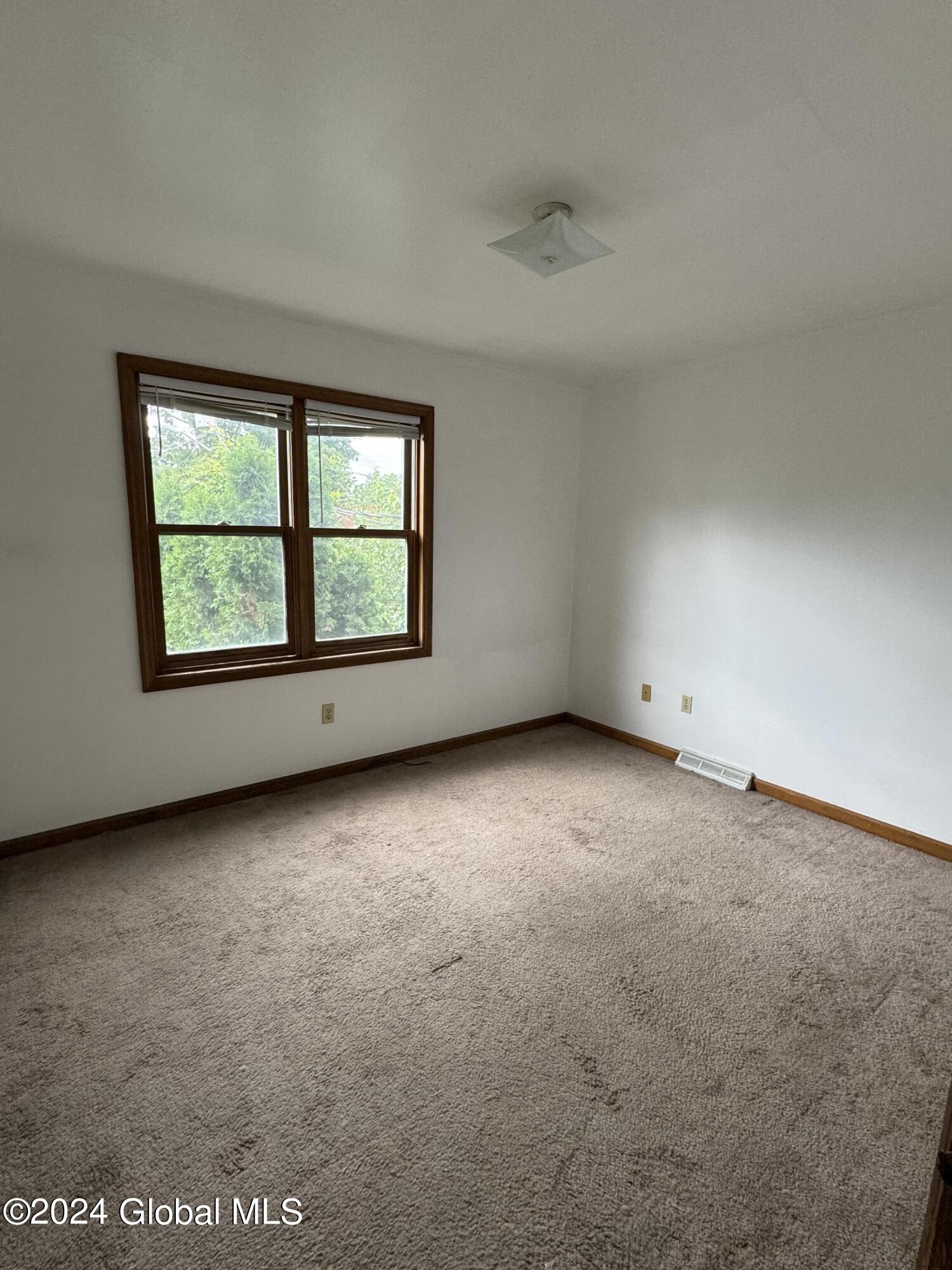 460 Washington Avenue, Unit 4 Albany, NY 12203 - Photo 12 of 20 IMG_1507