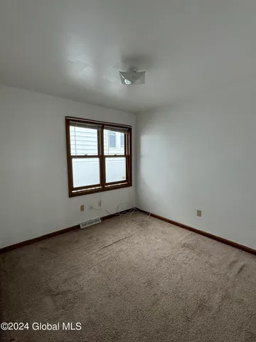 $1,550 | 460 Washington Avenue, Unit 4, Albany, NY 12203