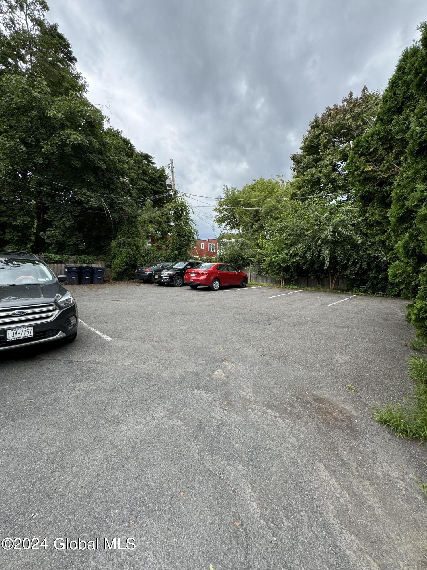 460 Washington Avenue, Unit 4 Albany, NY 12203 - Photo 18 of 20 IMG_1525