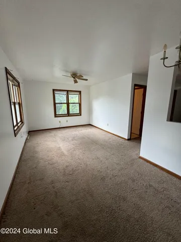 $1,550 | 460 Washington Avenue, Unit 4, Albany, NY 12203