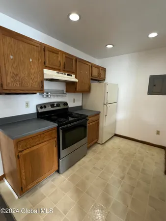 $1,550 | 460 Washington Avenue, Unit 4, Albany, NY 12203