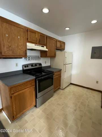 $1,550 | 460 Washington Avenue, Unit 4, Albany, NY 12203
