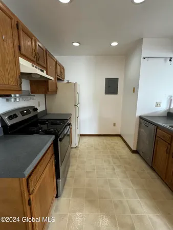 $1,550 | 460 Washington Avenue, Unit 4, Albany, NY 12203